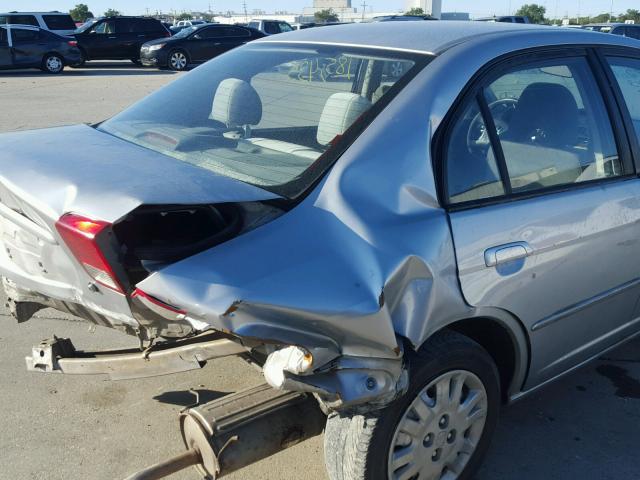 2HGES16535H555716 - 2005 HONDA CIVIC LX SILVER photo 9