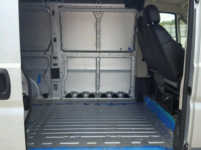 3C6TRVAG1HE528328 - 2017 RAM PROMASTER 银色 照片 6