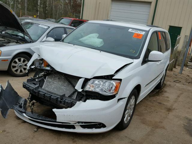 2C4RC1BG6ER357985 - 2014 CHRYSLER TOWN & COU WHITE photo 2