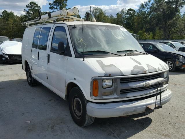 1GCFG25W5W1100158 - 1998 CHEVROLET EXPRESS G2 WHITE photo 1