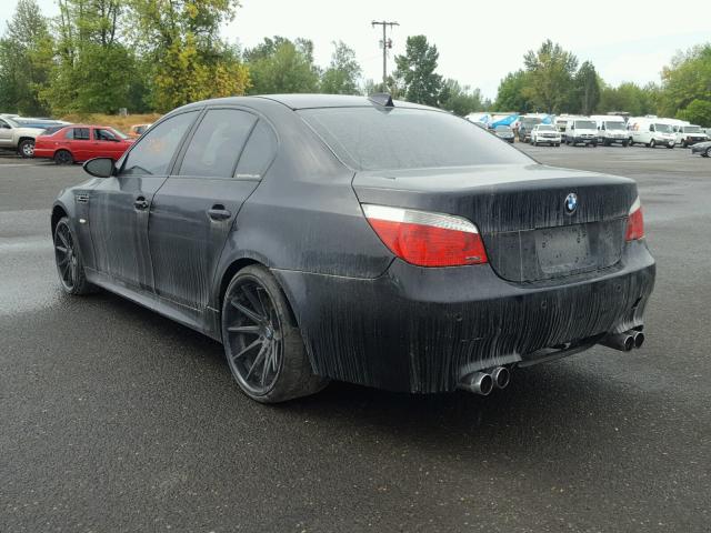 WBSNB93546CX06125 - 2006 BMW M5 BLACK photo 3