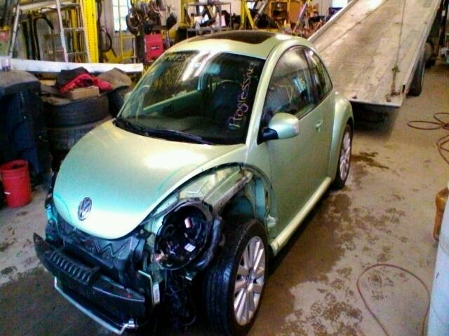 3VWRG31C68M501509 - 2008 VOLKSWAGEN NEW BEETLE GREEN photo 2