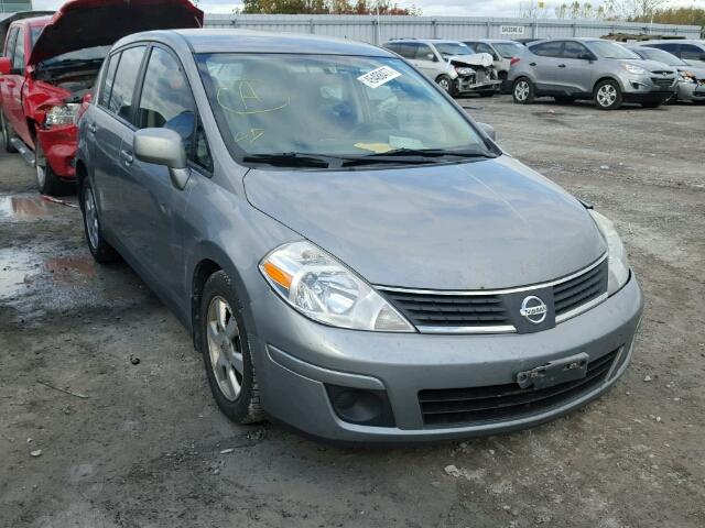 3N1BC13E28L381770 - 2008 NISSAN VERSA S SILVER photo 1