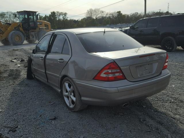 WDBRF52H16A900445 - 2006 MERCEDES-BENZ C GENERATI GRAY photo 3