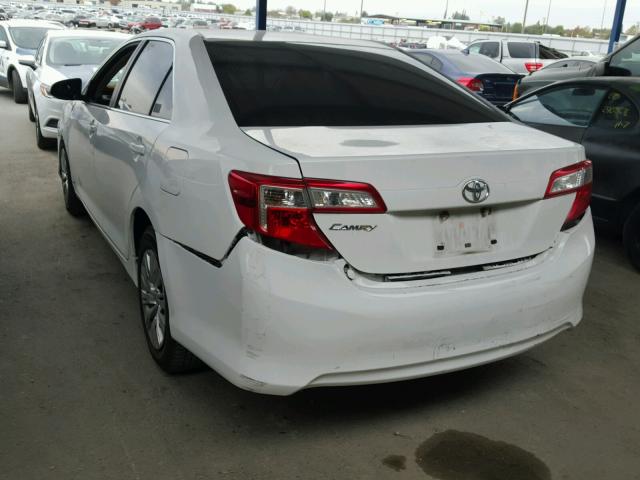 4T4BF1FK5CR217502 - 2012 TOYOTA CAMRY BASE WHITE photo 3