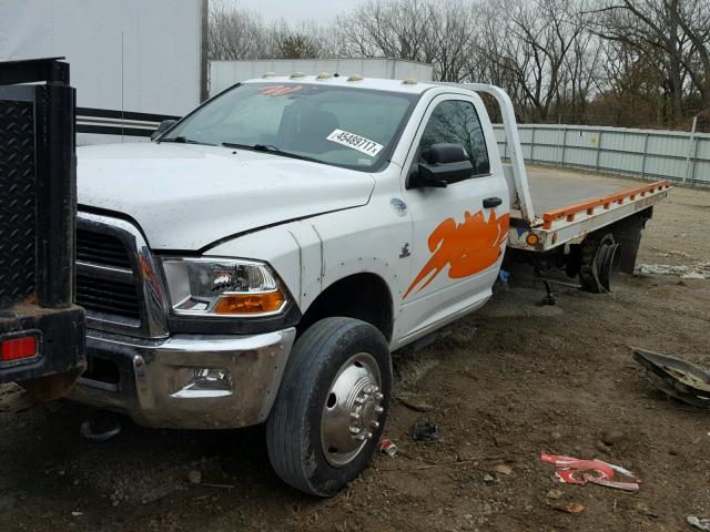 3C7WDNDL2CG144233 - 2012 DODGE RAM 5500 S WHITE photo 2