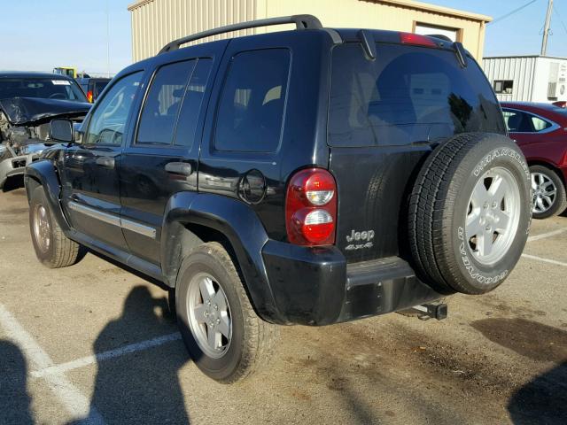 1J4GL48K56W214887 - 2006 JEEP LIBERTY SP BLACK photo 3