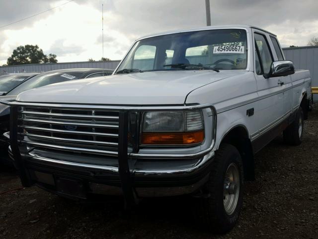 1FTEX14N0PKB64263 - 1993 FORD F150 WHITE photo 2