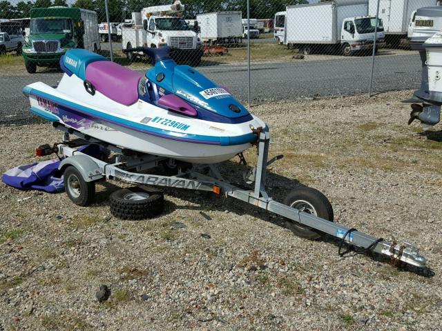 YAMA4451C595 - 1995 YAMAHA WAVERUNNER WHITE photo 1