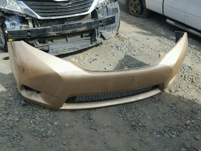 5TDKK3DC4BS082324 - 2011 TOYOTA SIENNA TAN photo 9