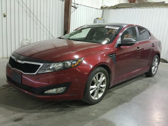 5XXGM4A7XDG116297 - 2013 KIA OPTIMA LX RED photo 2