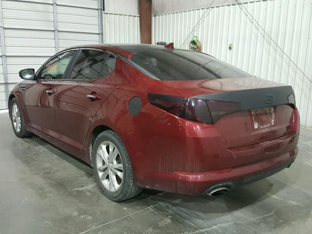 5XXGM4A7XDG116297 - 2013 KIA OPTIMA LX RED photo 3