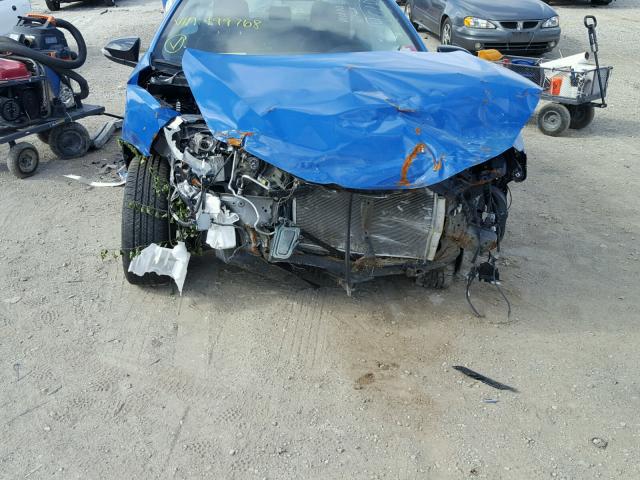 5YFBURHE9GP499768 - 2016 TOYOTA COROLLA L BLUE photo 9