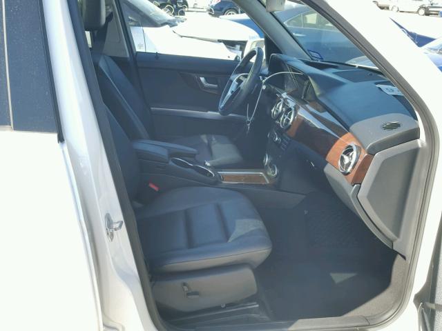 WDCGG5HB6FG366343 - 2015 MERCEDES-BENZ GLK 350 白色 照片 5