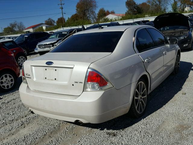 3FAHP07189R175712 - 2009 FORD FUSION SE WHITE photo 4