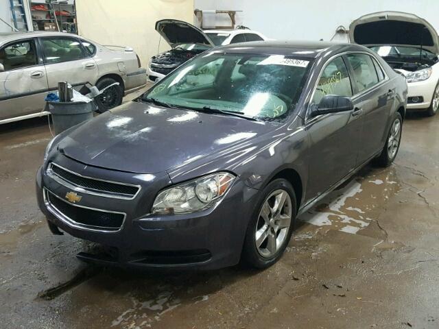 1G1ZB5E08CF369089 - 2012 CHEVROLET MALIBU LS ნაცრისფერი ფოტო 2