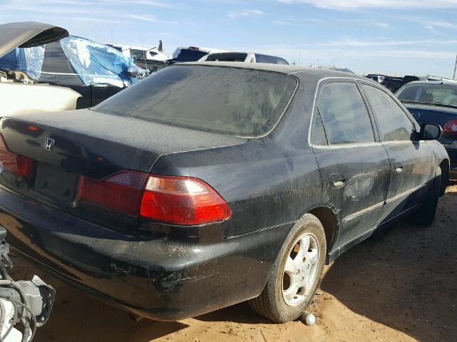 JHMCG6672YC036281 - 2000 HONDA ACCORD EX WHITE photo 4