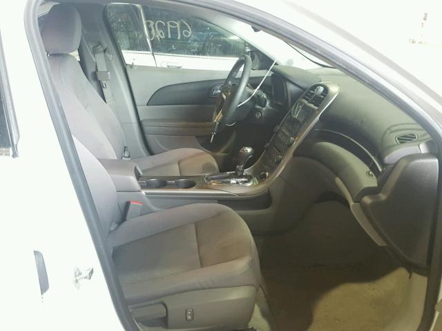 1G11B5SA5DF273089 - 2013 CHEVROLET MALIBU LS 白色 照片 5