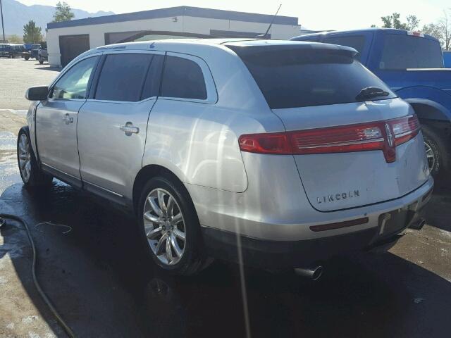 2LMHJ5FR3BBJ53315 - 2011 LINCOLN MKT SILVER photo 3