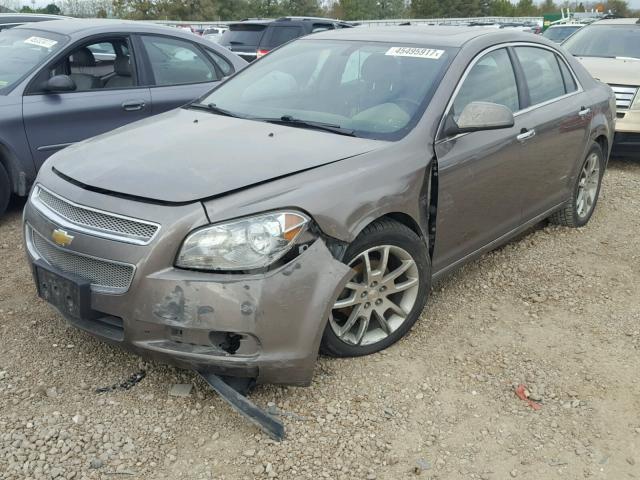 1G1ZG5E73CF336418 - 2012 CHEVROLET MALIBU LTZ 棕色 照片 2