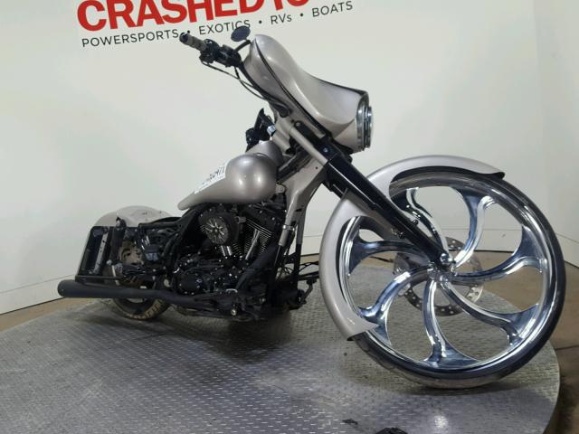 1HD1KBW1X6Y655141 - 2006 HARLEY-DAVIDSON FLHXI GRAY photo 2