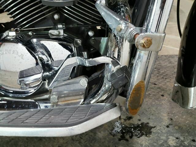 JH2RC4469YK300616 - 2000 HONDA VT750 CD2 BLACK photo 13