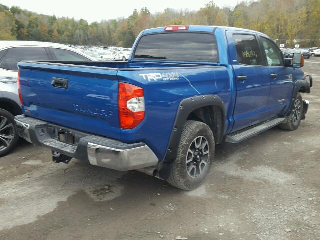 5TFDW5F18HX609210 - 2017 TOYOTA TUNDRA BLUE photo 4