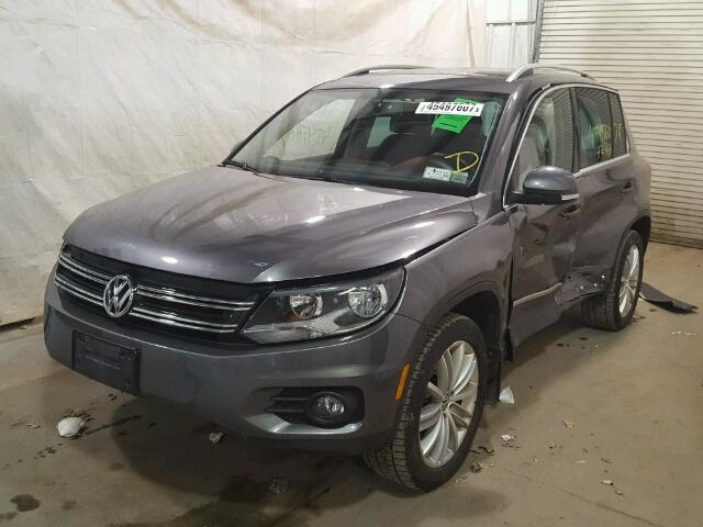 WVGBV7AX6FW558841 - 2015 VOLKSWAGEN TIGUAN S CHARCOAL photo 2