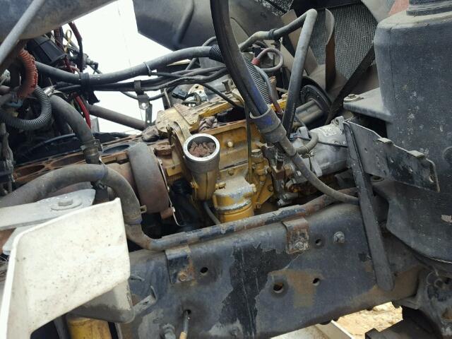 1FVHBXAK12HJ84427 - 2002 FREIGHTLINER MEDIUM CON WHITE photo 7