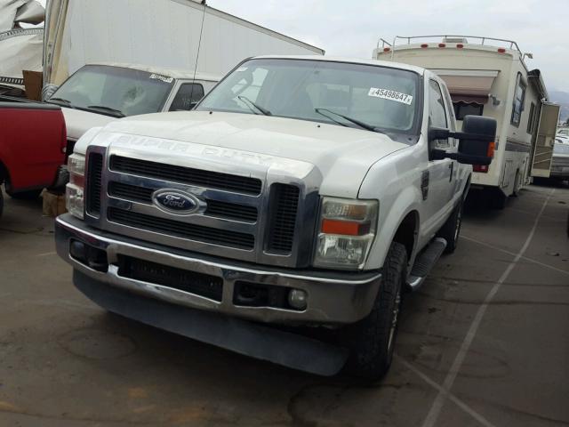 1FTSX2BR7AEA37014 - 2010 FORD F250 WHITE photo 2