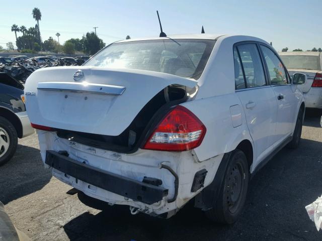 3N1BC11E98L450280 - 2008 NISSAN VERSA WHITE photo 4