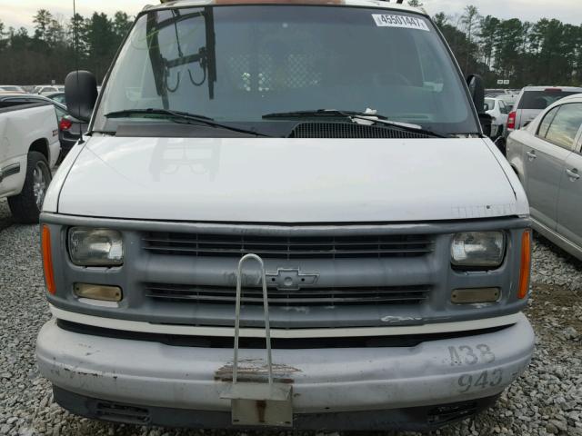 1GCFG25WXY1108114 - 2000 CHEVROLET EXPRESS G2 WHITE photo 9