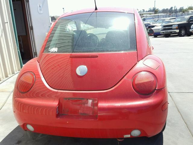 3VWCK21C12M446232 - 2002 VOLKSWAGEN NEW BEETLE 红色 照片 9