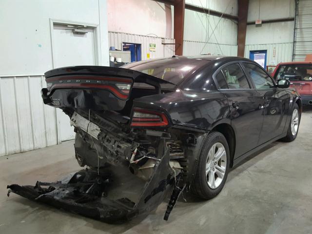 2C3CDXBG2GH110028 - 2016 DODGE CHARGER SE BLACK photo 4