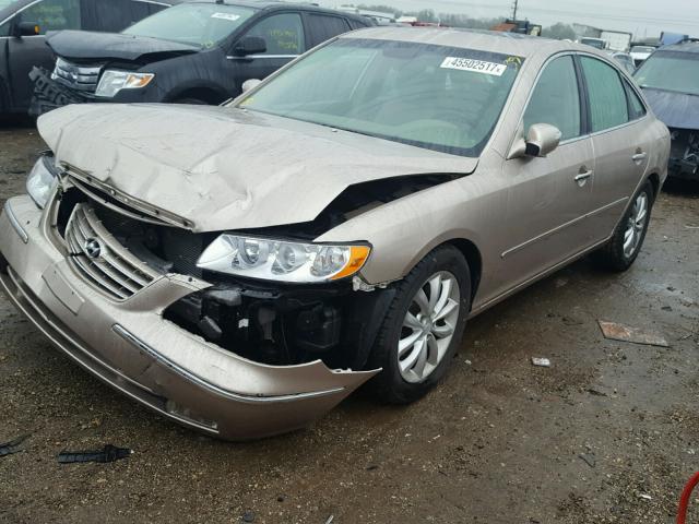 KMHFC46F67A183067 - 2007 HYUNDAI AZERA SE TAN photo 2