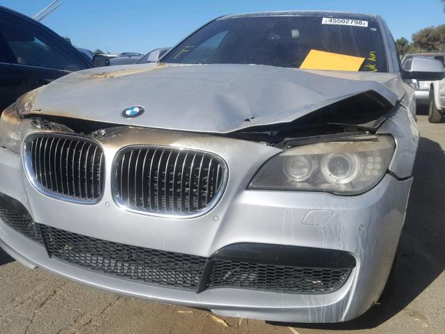 WBAKB8C53BCY64516 - 2011 BMW 750LI SILVER photo 10