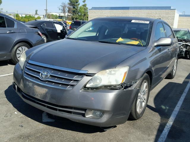 4T1BK36BX6U079784 - 2006 TOYOTA AVALON XL CHARCOAL photo 2