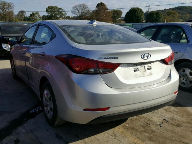 5NPDH4AE8GH750643 - 2016 HYUNDAI ELANTRA SILVER photo 3