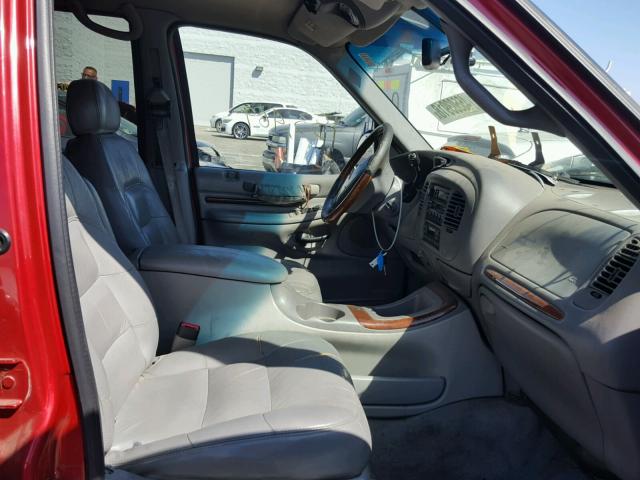 5LMRU27L7WLJ35208 - 1998 LINCOLN NAVIGATOR წითელი ფოტო 5