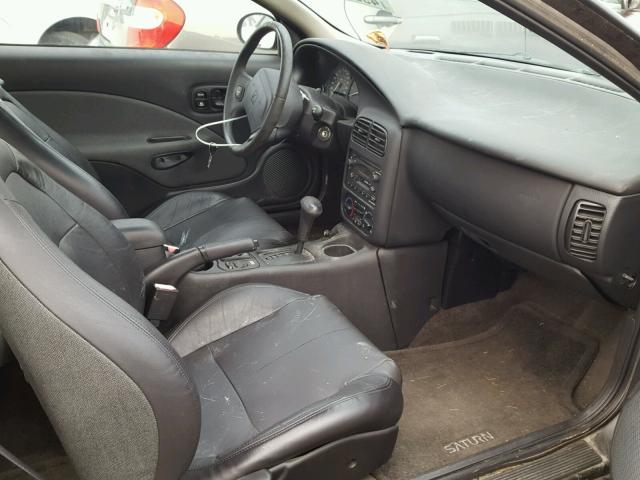 1G8ZY12742Z271975 - 2002 SATURN SC2 BLACK photo 5