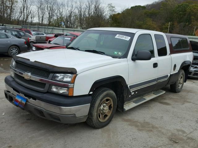 2GCEC19X531325416 - 2003 CHEVROLET SILVERADO WHITE photo 2