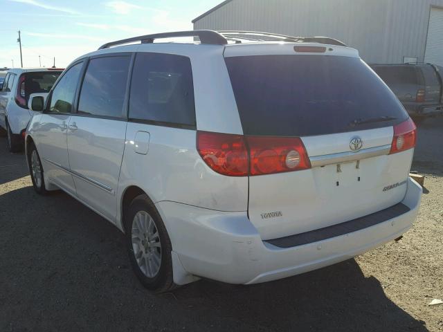 5TDYK4CC4AS325677 - 2010 TOYOTA SIENNA XLE WHITE photo 3