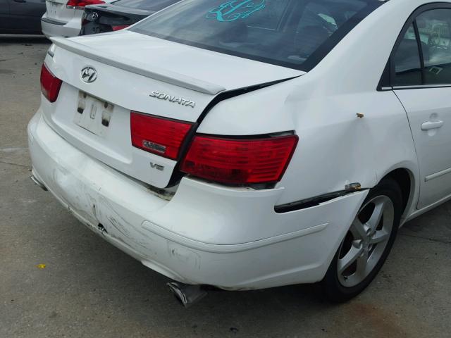 5NPEU46F59H508011 - 2009 HYUNDAI SONATA WHITE photo 9