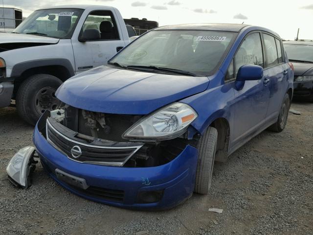 3N1BC1CP9BL386098 - 2011 NISSAN VERSA BLUE photo 2