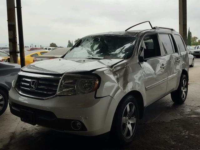 5FNYF3H93DB013502 - 2013 HONDA PILOT TOUR WHITE photo 2