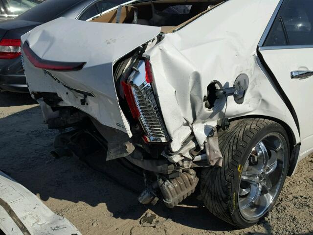 1G6DF577580214657 - 2008 CADILLAC CTS WHITE photo 9