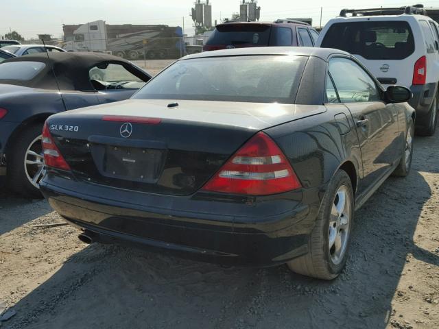 WDBKK65F83F276381 - 2003 MERCEDES-BENZ SLK BLACK photo 4