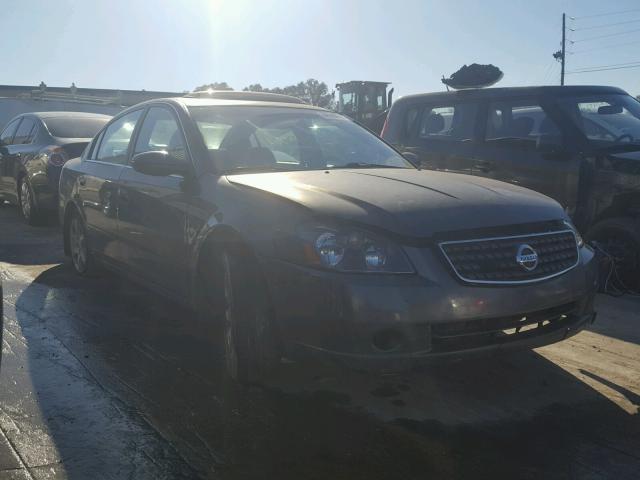 1N4AL11D15C389181 - 2005 NISSAN ALTIMA S GRAY photo 1