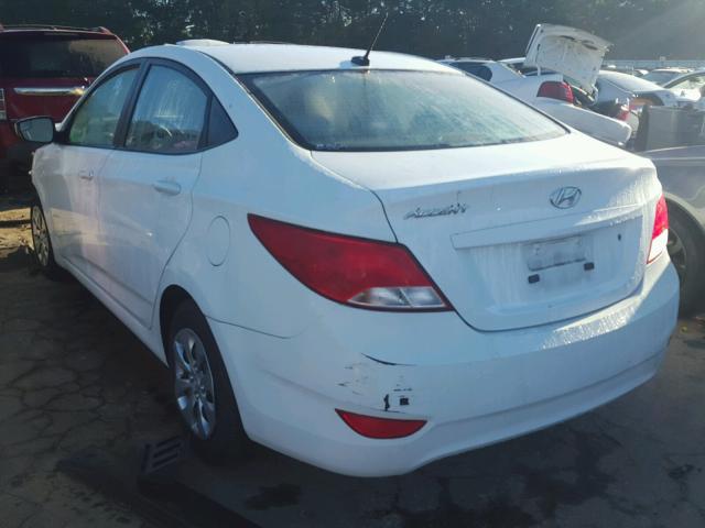 KMHCT4AE1GU127828 - 2016 HYUNDAI ACCENT SE WHITE photo 3