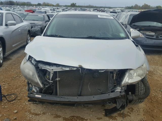 2T1BU40E99C117160 - 2009 TOYOTA COROLLA BA SILVER photo 9